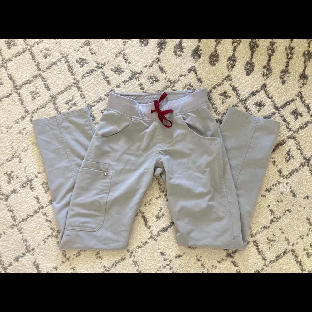 FIGS Cement Kade Bottoms